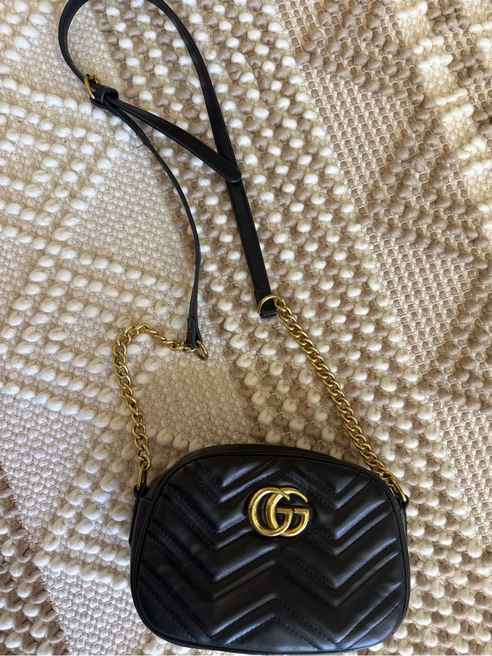 FAUX Gucci Black Leather GG Chevron Chain Crossbody